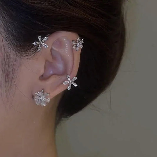 🌸 Diamond Flower Earrings
